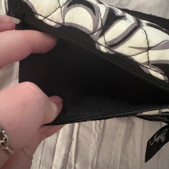 VERA BRADLEY Euro Wallet Night & Day Black White Gray - Picture 5 of 5